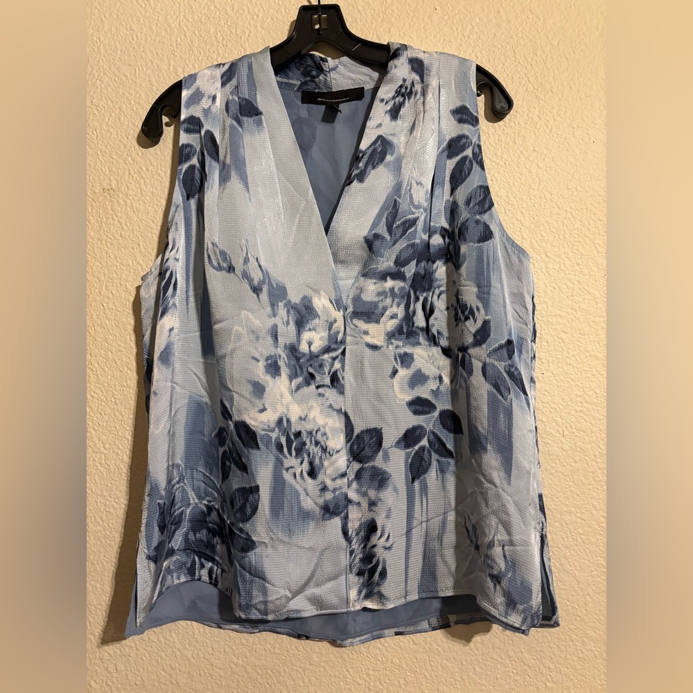 White House Black Market Ikat floral M Denim Blue
